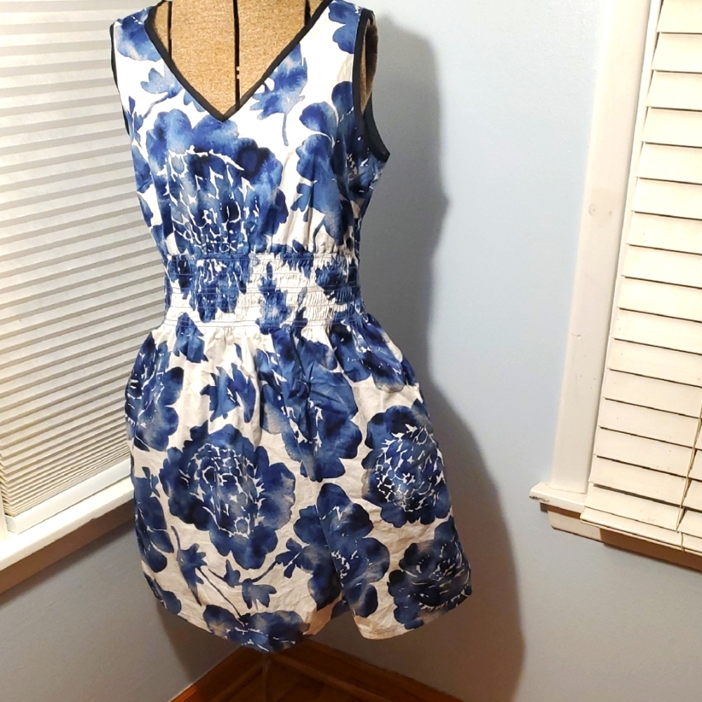3/$25 Simply Vera Vera Wang Blue V-Neck Sleeveless Sundress SzM